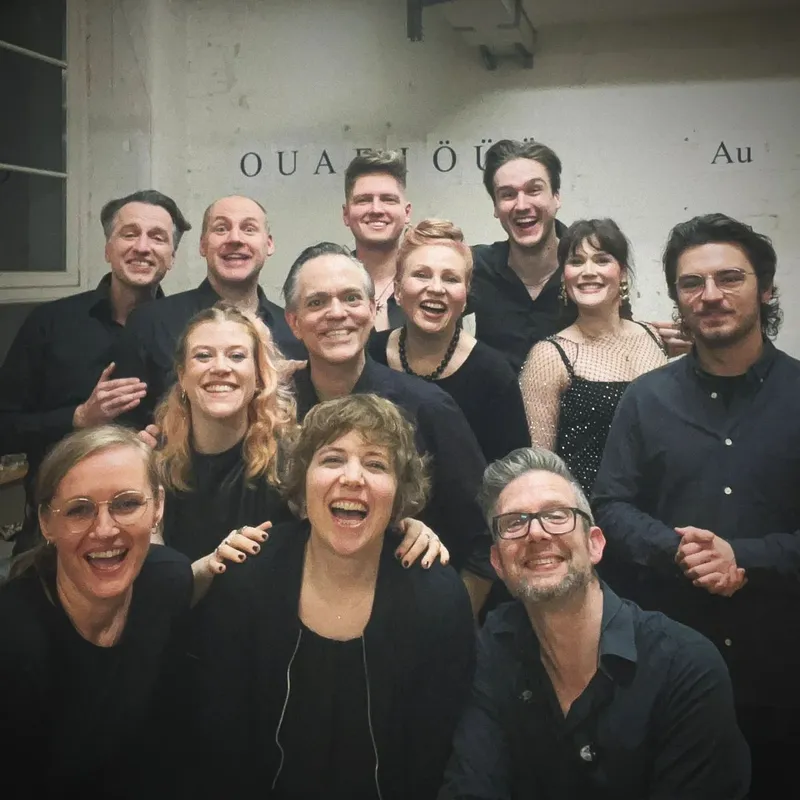 Gruppenselfie des KNOX-Teams nach der Präsentation